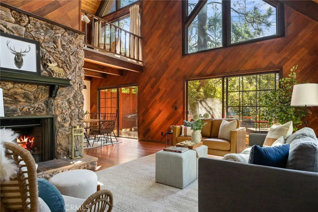 27288 Bernina Drive, Lake Arrowhead, California 92352 home-pic-1