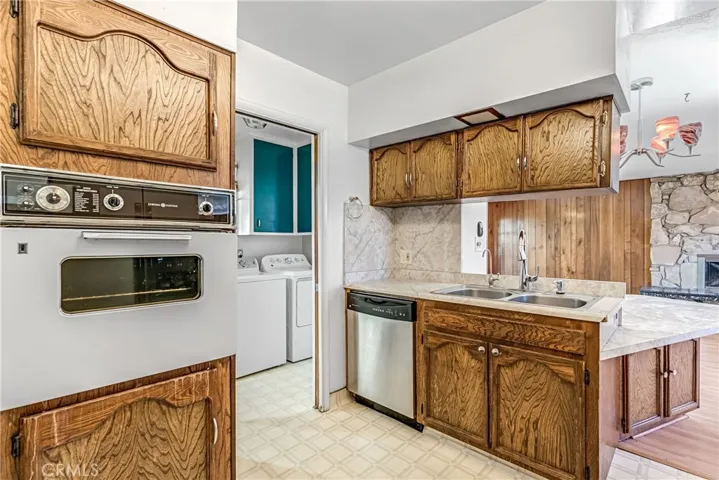 5694 N Winchester, Fresno, California 93704