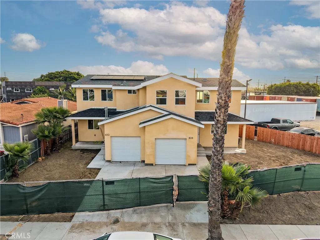 832 Mcfarland, Wilmington, California 90744 home-pic-1