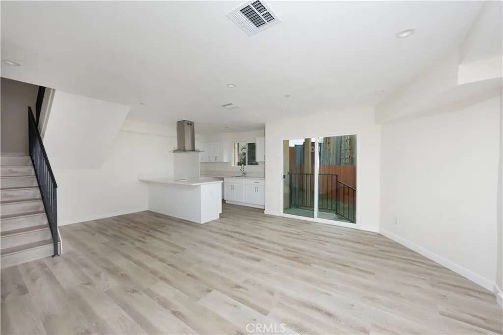 832 Mcfarland, Wilmington, California 90744 home-pic-27
