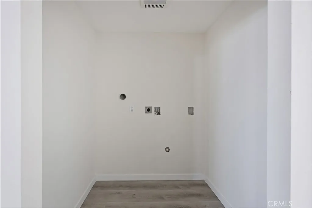 832 Mcfarland, Wilmington, California 90744 home-pic-33