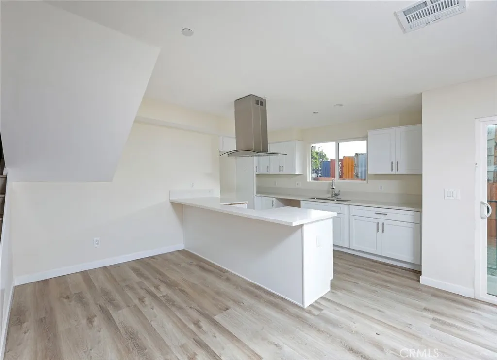 832 Mcfarland, Wilmington, California 90744 home-pic-28