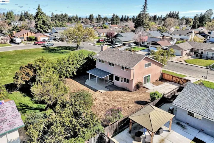 1425 1425 Forest Dr, Turlock, California 95380