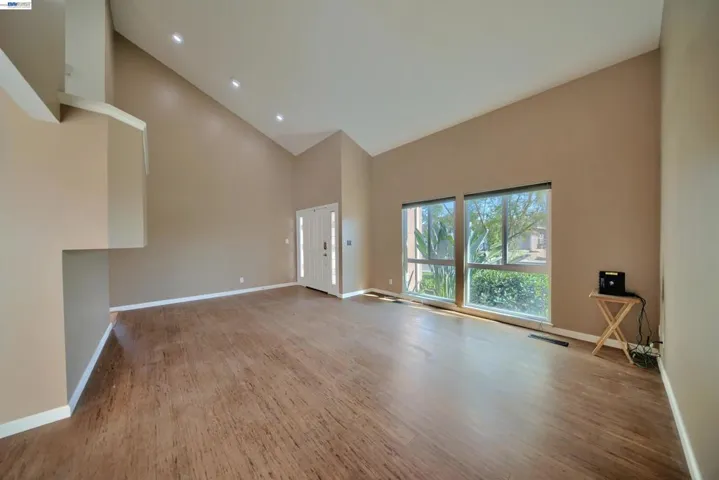 1425 1425 Forest Dr, Turlock, California 95380