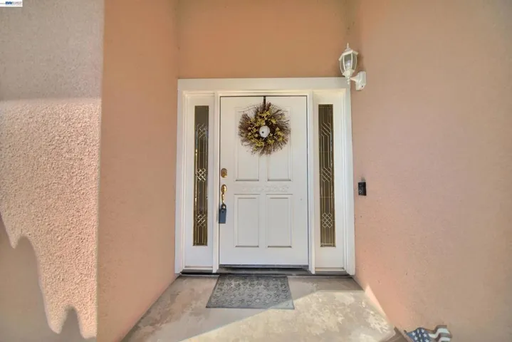 1425 1425 Forest Dr, Turlock, California 95380