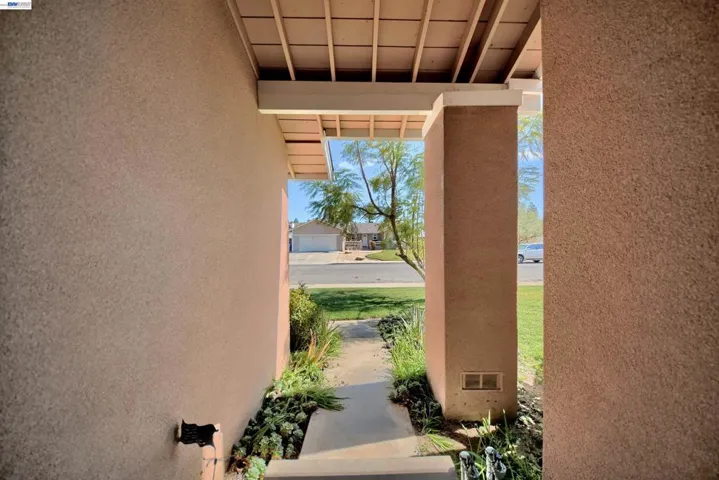 1425 1425 Forest Dr, Turlock, California 95380