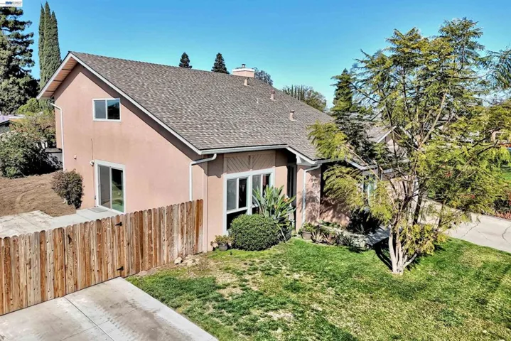 1425 1425 Forest Dr, Turlock, California 95380