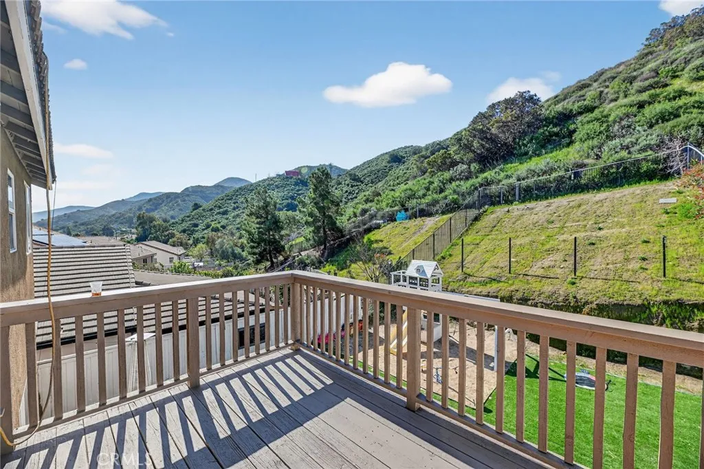 15145 Lighthouse Drive, Lake Elsinore, California 92530 home-pic-38