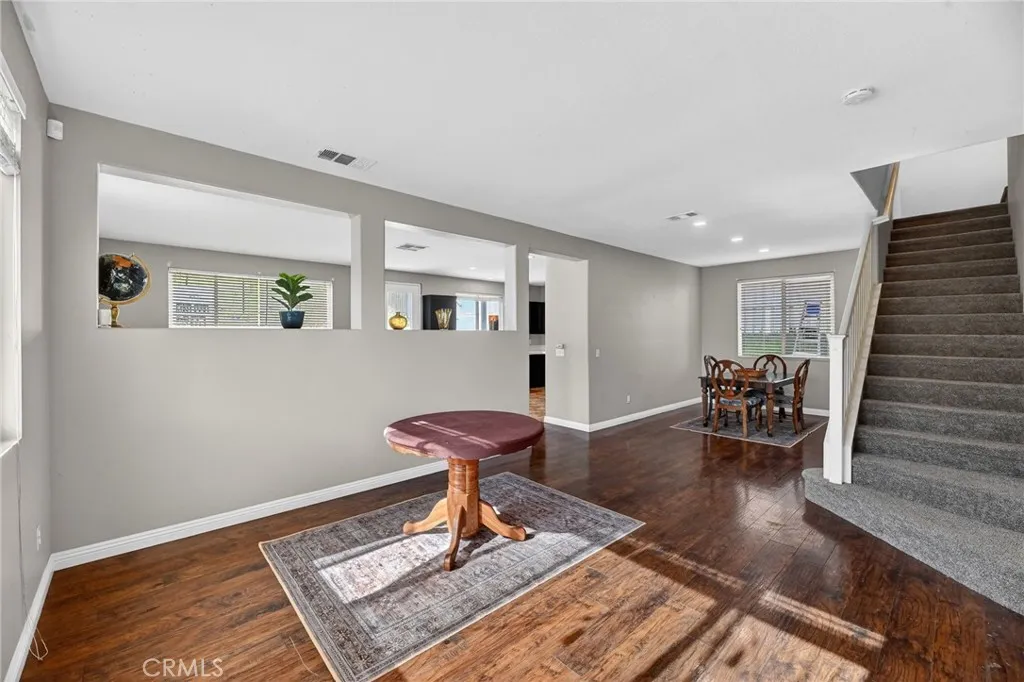 15145 Lighthouse Drive, Lake Elsinore, California 92530 home-pic-10