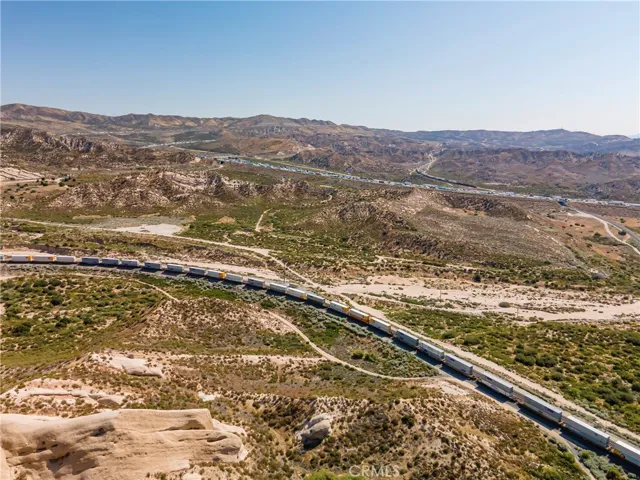 4292 Davis Ranch Road, Phelan, California 92371