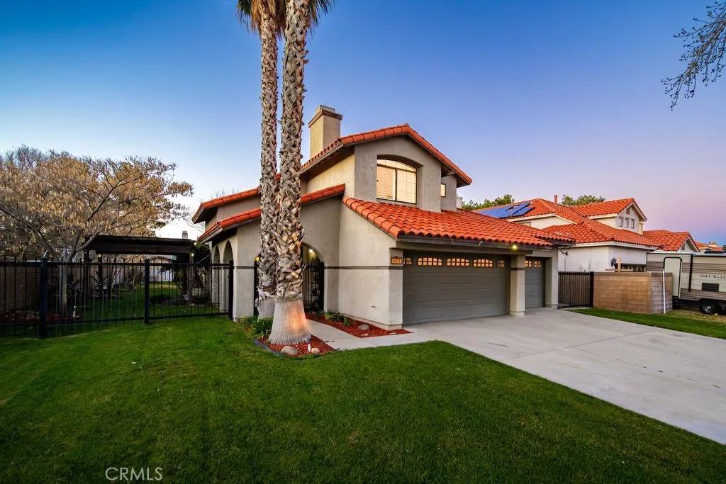5633 W Avenue L2, Lancaster, California 93536 home-pic-2