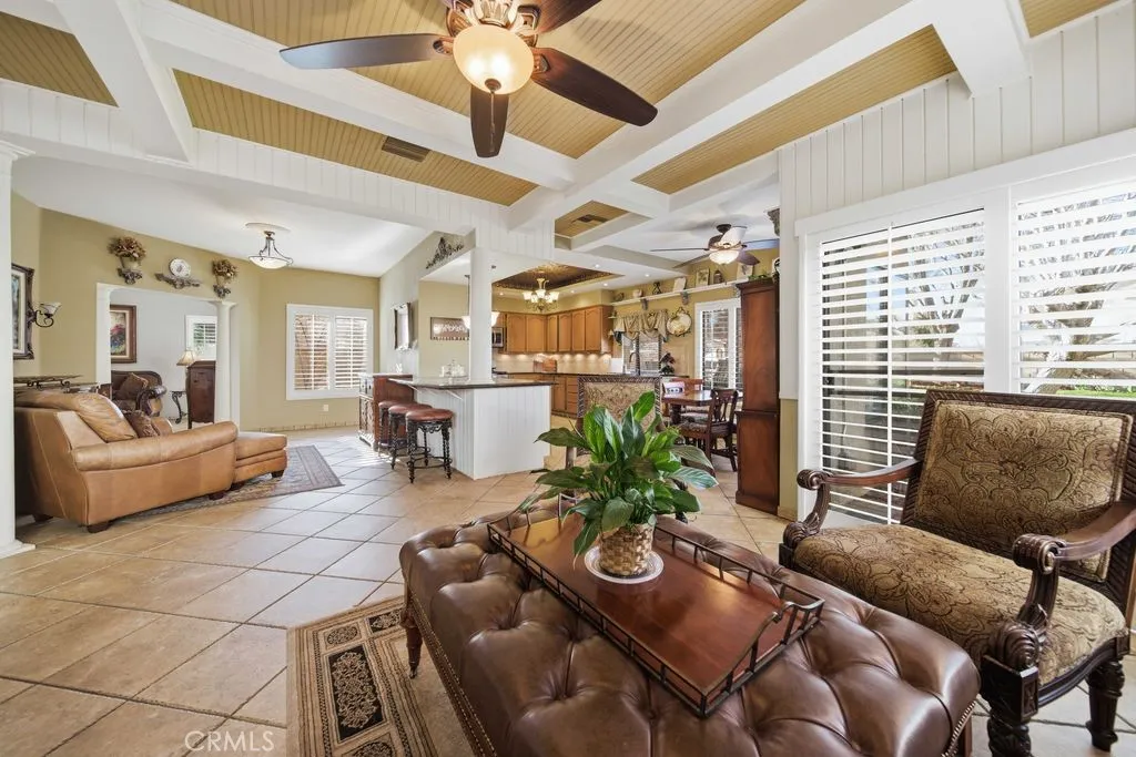 5633 W Avenue L2, Lancaster, California 93536 home-pic-11
