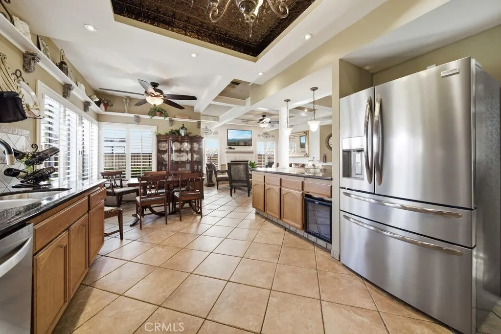 5633 W Avenue L2, Lancaster, California 93536 home-pic-17