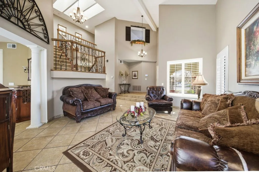 5633 W Avenue L2, Lancaster, California 93536 home-pic-6
