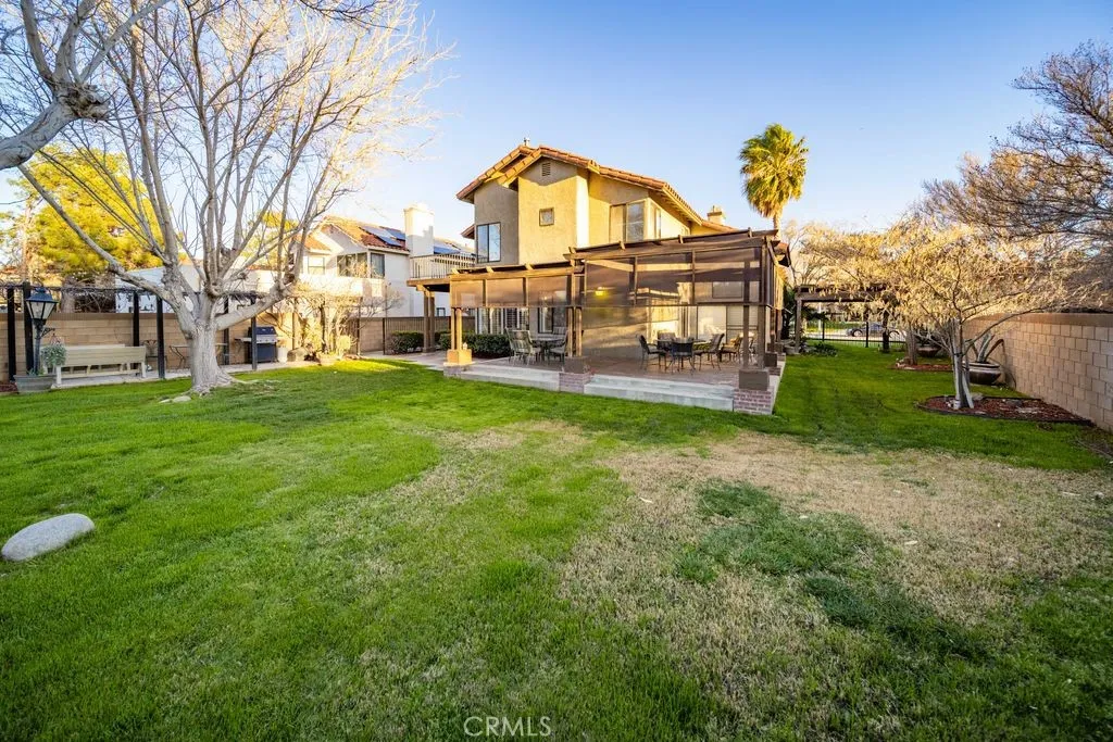 5633 W Avenue L2, Lancaster, California 93536 home-pic-52