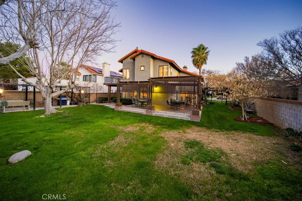 5633 W Avenue L2, Lancaster, California 93536 home-pic-60