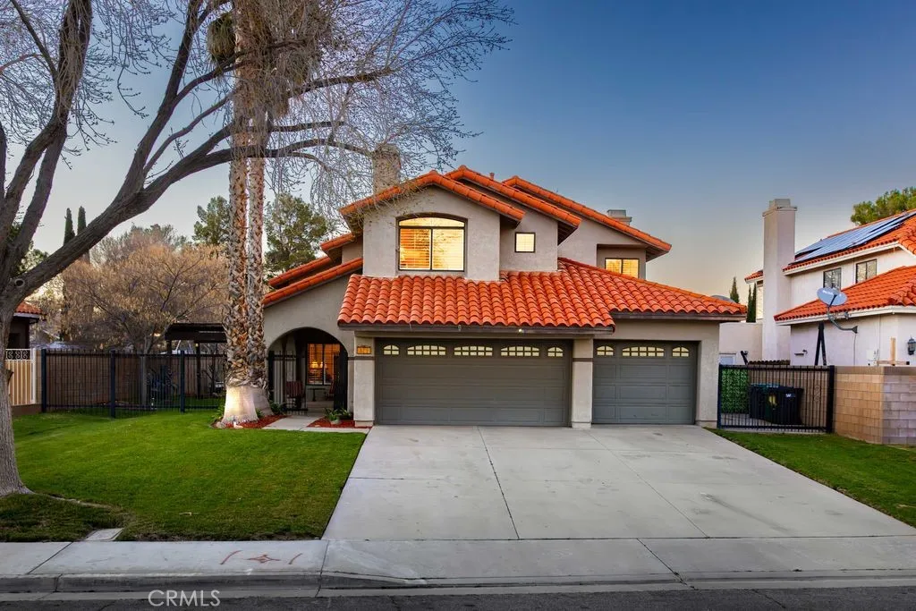 5633 W Avenue L2, Lancaster, California 93536 home-pic-1