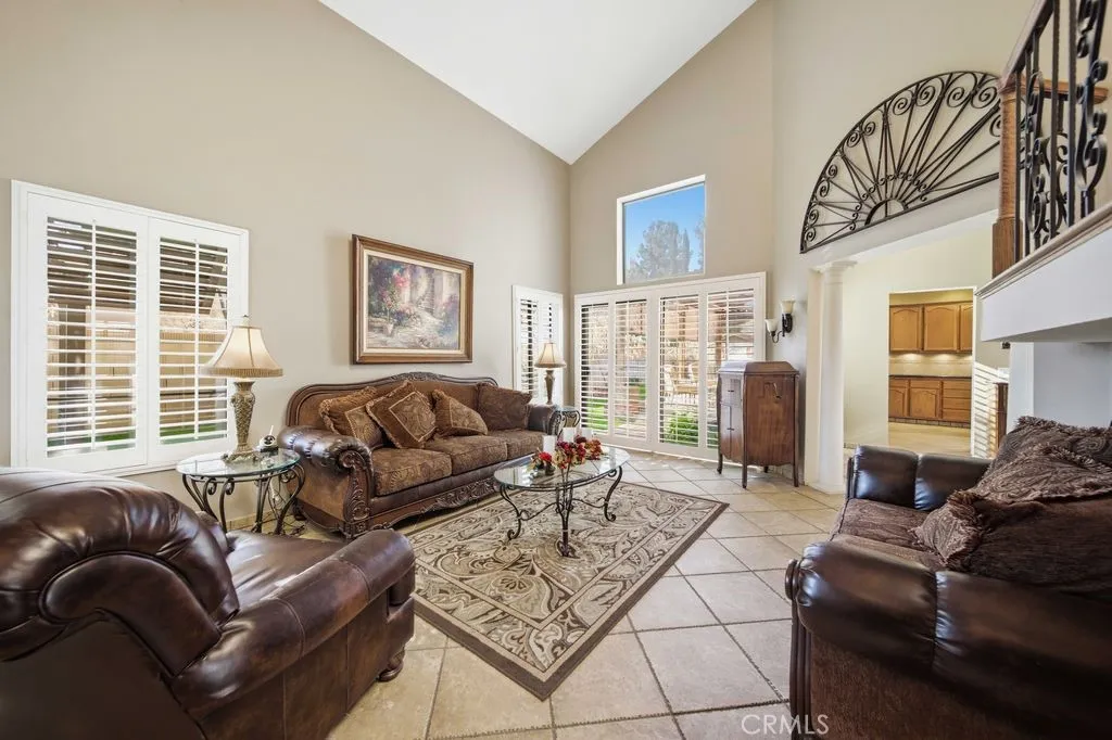 5633 W Avenue L2, Lancaster, California 93536 home-pic-7