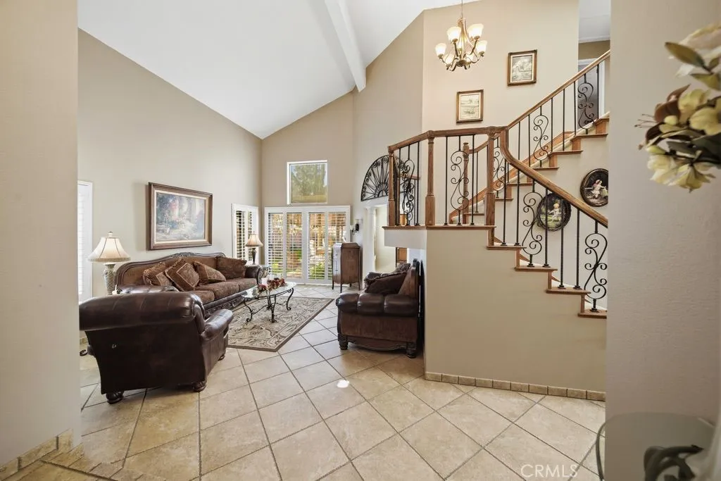 5633 W Avenue L2, Lancaster, California 93536 home-pic-8