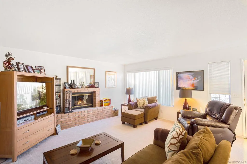 51633 Ida Ave, Cabazon, California 92230 home-pic-9