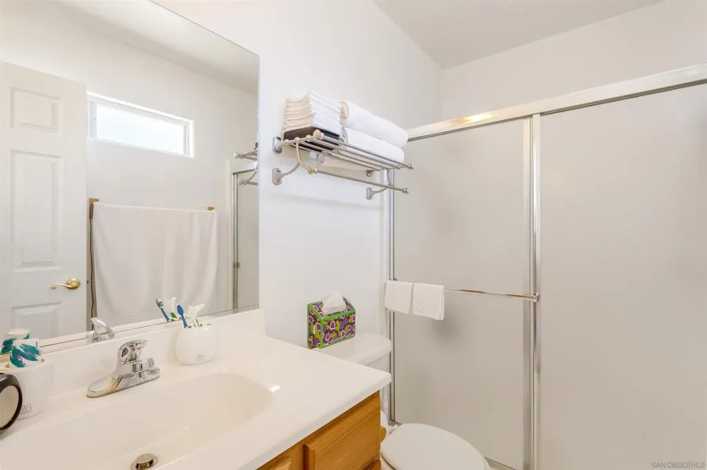 51633 Ida Ave, Cabazon, California 92230 home-pic-15