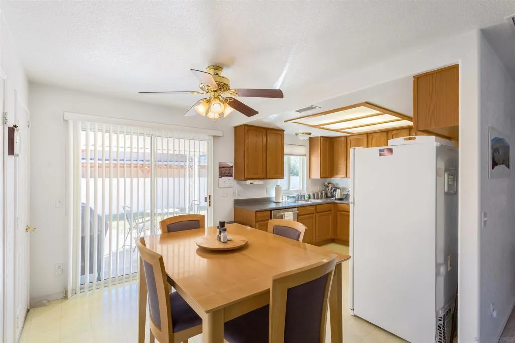 51633 Ida Ave, Cabazon, California 92230 home-pic-3