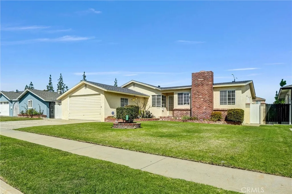 15132 Elmbrook Drive, La Mirada, California 90638 home-pic-2
