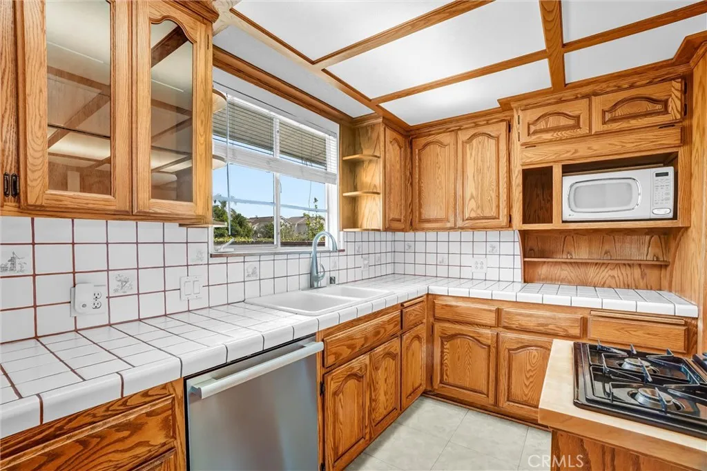 15132 Elmbrook Drive, La Mirada, California 90638 home-pic-15