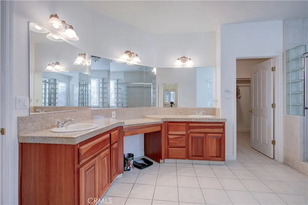 5261 Lucille Lane, Atwater, California 95301 home-pic-33