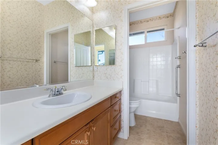2662 Benicia, Paso Robles, California 93446