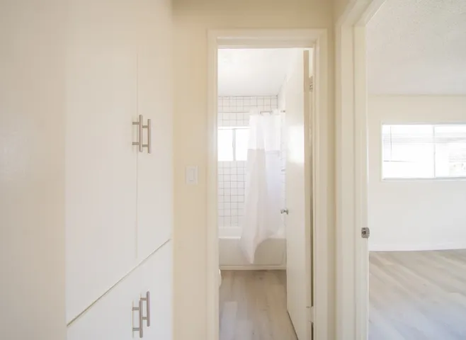 906 E Imperial, El Segundo, California 90245
