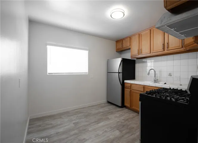 906 E Imperial, El Segundo, California 90245