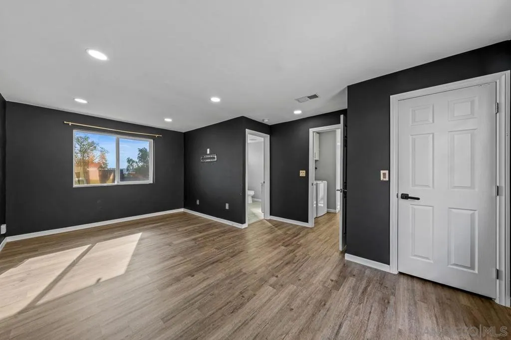 1395 S Somermont Dr., El Cajon, California 92021 home-pic-8