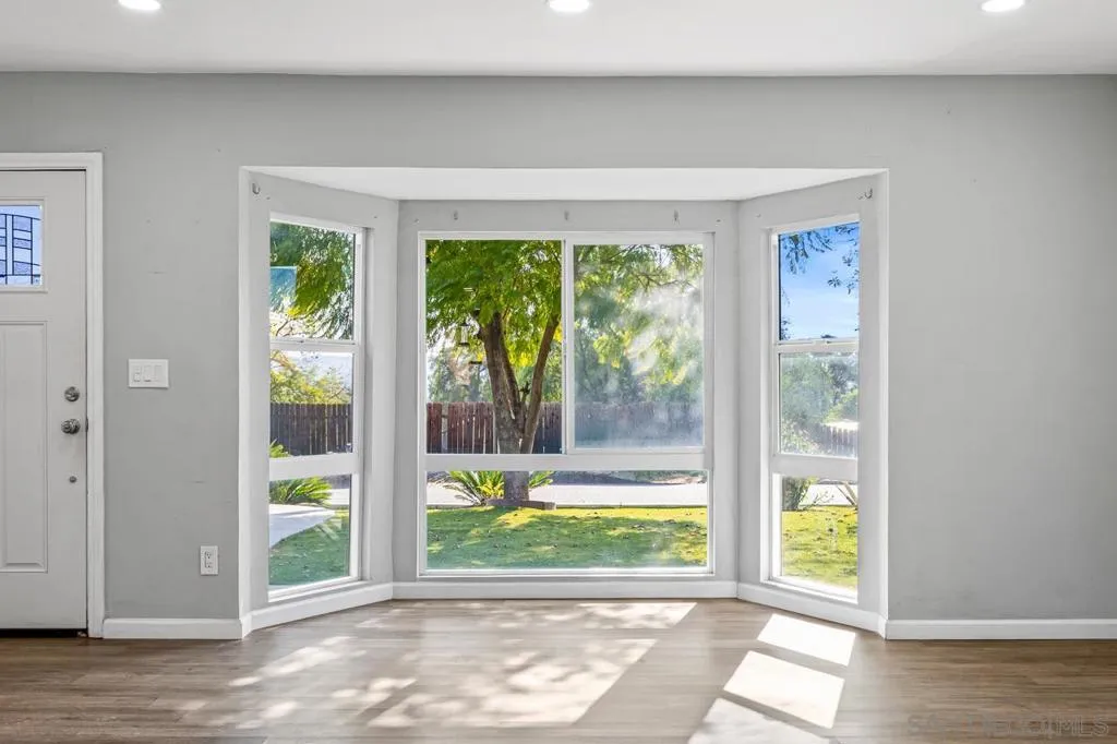 1395 S Somermont Dr., El Cajon, California 92021 home-pic-3