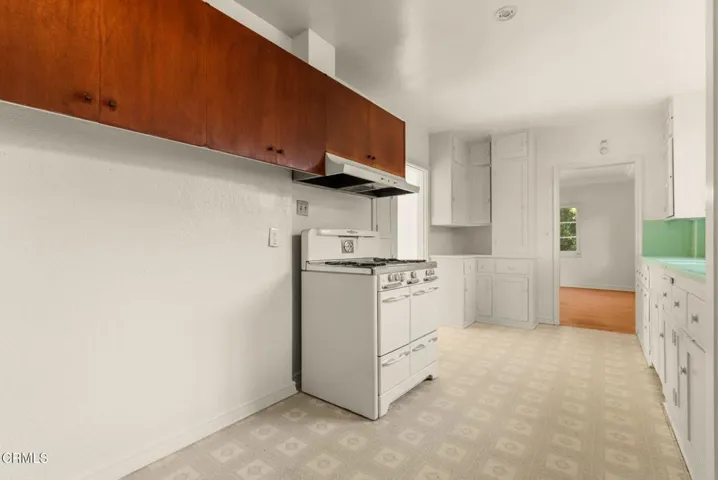 12-18-web-or-mls-940-cornell-rd