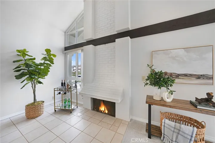 16672 Bolero Ln, Huntington Beach, California 92649