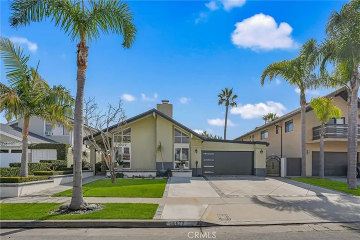 16672 Bolero Ln, Huntington Beach, California 92649