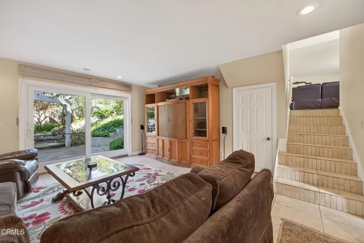 19-web-or-mls-Upmarket​​‌​​​​‌​​‌‌​​‌​​​‌‌​​​‌​​‌‌​​‌‌​​‌‌​​​​ Media-49Bre055