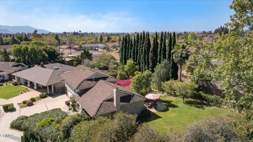 49-web-or-mls-Upmarket Media-49Bre-aer00