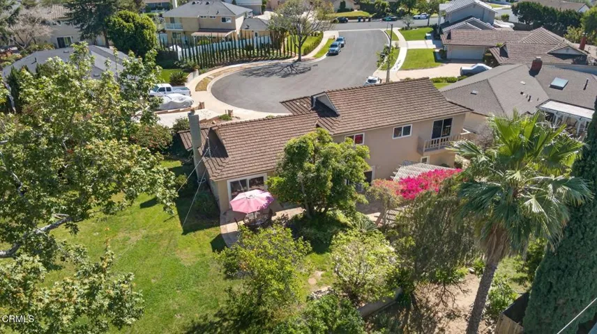53-web-or-mls-Upmarket Media-49Bre-aer02