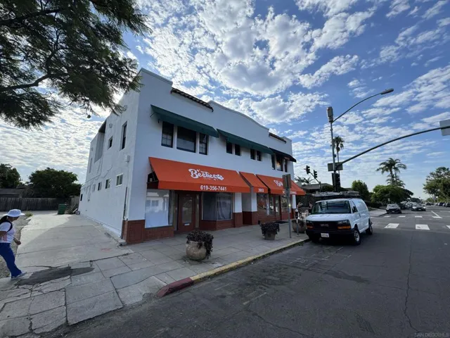 Facade/Exterior Front