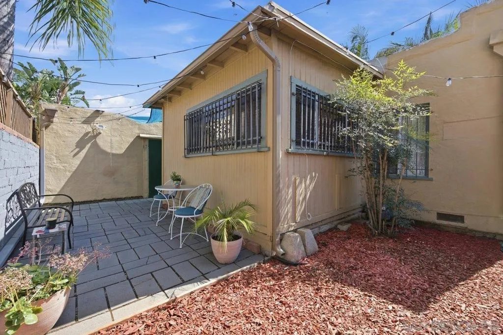 2536 Dwight, San Diego, California 92104 home-pic-14