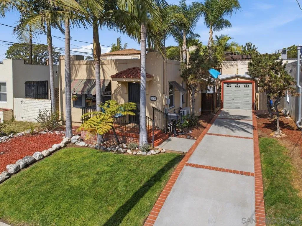 2536 Dwight, San Diego, California 92104 home-pic-19