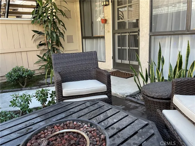 12620 Briarglen Loop Unit I, Stanton, California 90680