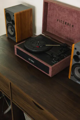 748 N Calle Rolph-17