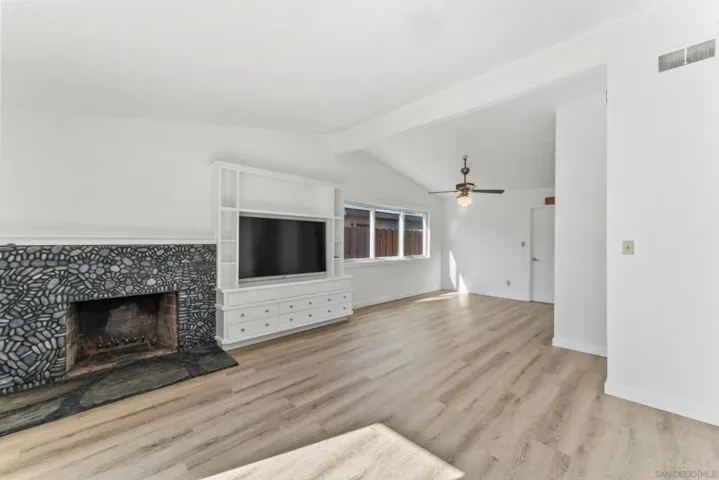 2663 Tonto Way, San Diego, California 92117
