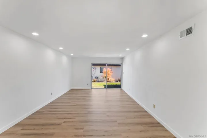 2663 Tonto Way, San Diego, California 92117