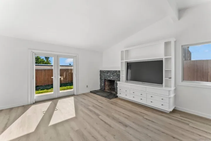 2663 Tonto Way, San Diego, California 92117