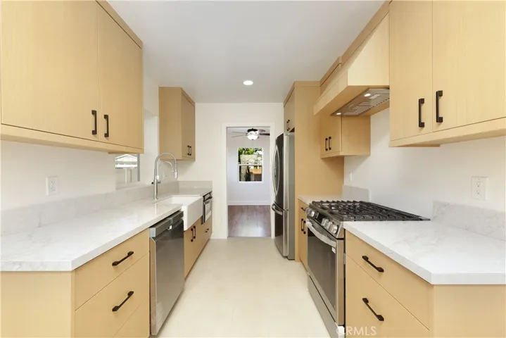10703 Woodruff Avenue, Downey, California 90241
