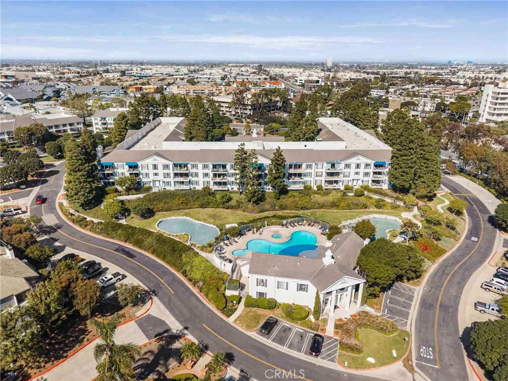 102 Scholz Plaza 239, Newport Beach, California 92663 home-pic-17